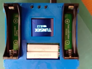 Cargador y Test Baterías 18650