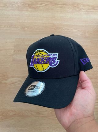 Gorra New Era Lakers Negra Ajustable