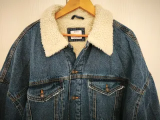 Cazadora vaquera forrada borreguillo