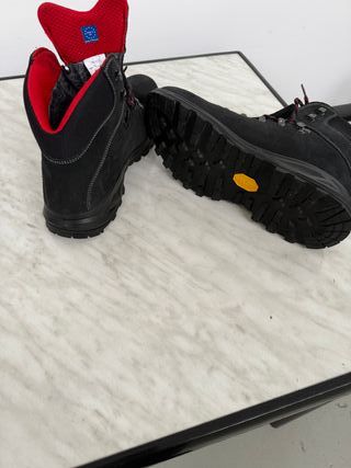 Botas Chiruca Trekking Talla 45 Negras Rojas