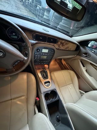 Despiece Jaguar S-Type año 2004