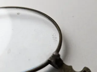 Occhiali pince-nez antichi