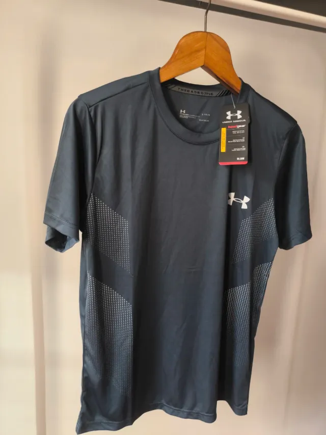 Camiseta Under Armour gris talla L