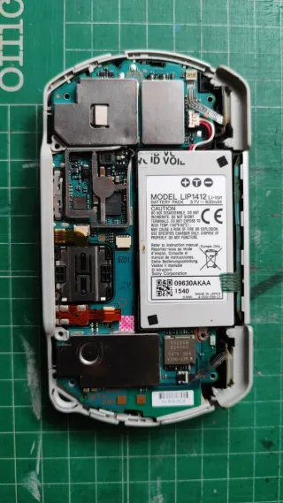 Sony PSP Go + Pantalla adicional