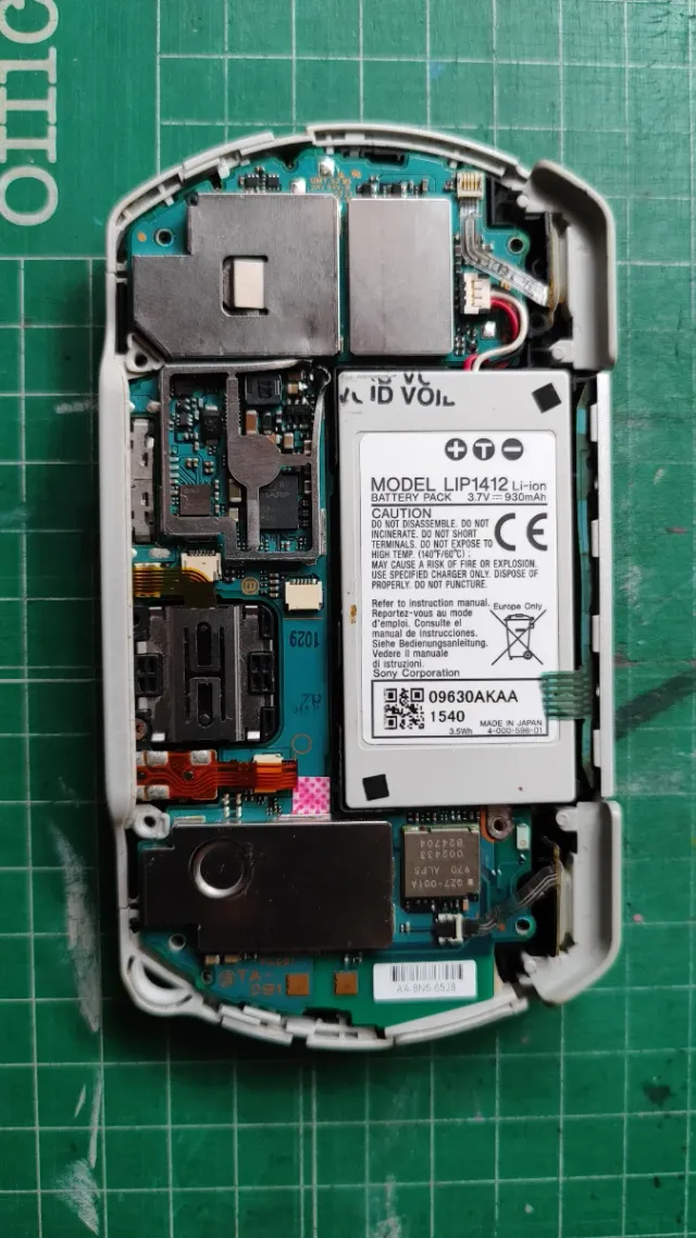 Sony PSP Go + Pantalla adicional