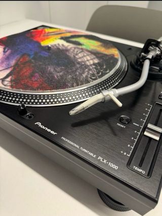 2Pioneer PLX‑1000 tocadiscos profesional con tapa