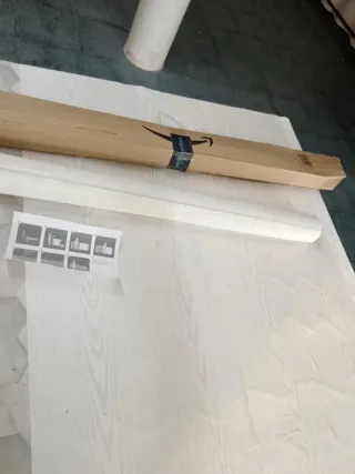 Papel pintado A.S. Création efecto madera crema