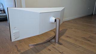 Pantalla ultra ancha LG 49WL95C-WE de 49”, 32:9