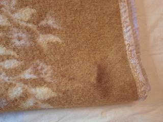 Coperta matrimoniale lana senape floreale