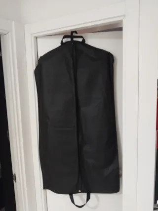 Traje de novio rosa palo