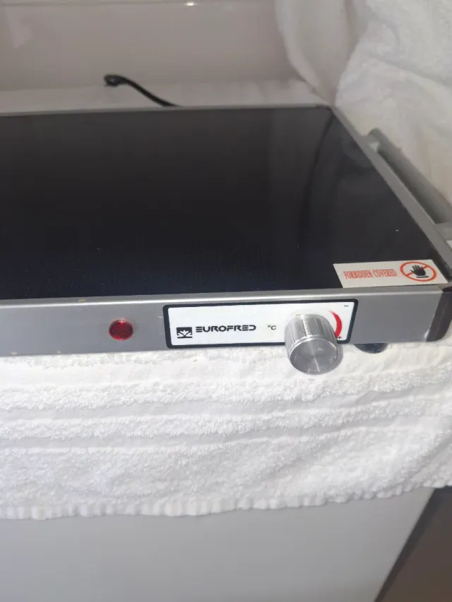 Placa Calientaplatos Eurofred 7BAU00