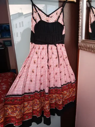 Vestido mujer estampado con bordado