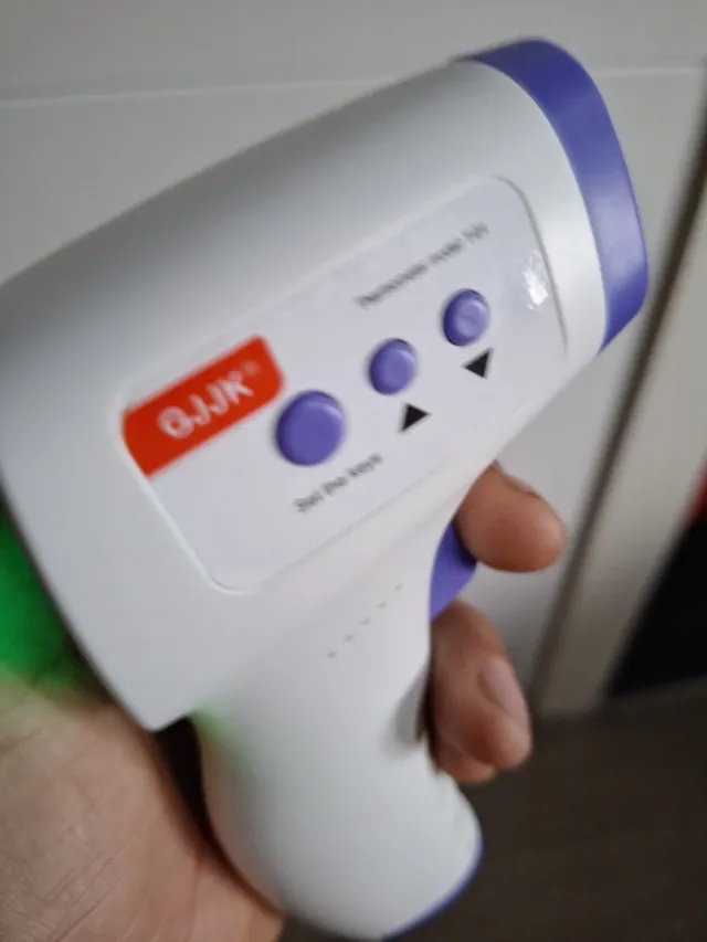 Termómetro Digital Infrarrojo