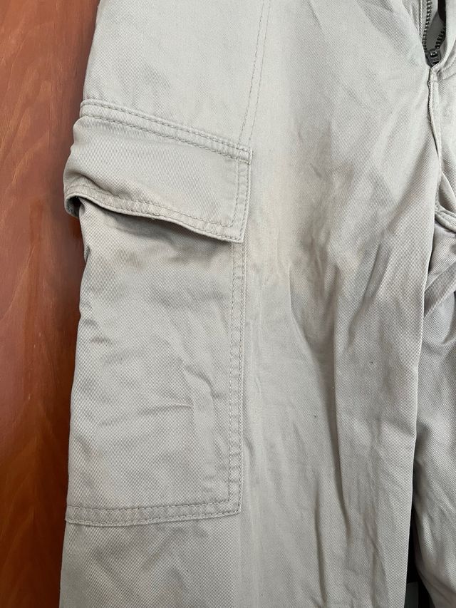 Pantalones cargo H&M beige