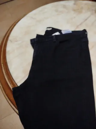 Pantalón Levi Strauss 710 Super Skinny Talla 33/30