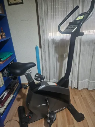 Bicicleta Estática Bladez 200U
