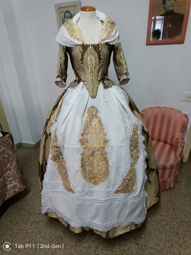 Lote Traje Fallera con Complementos