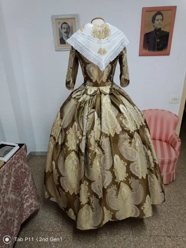 Lote Traje Fallera con Complementos