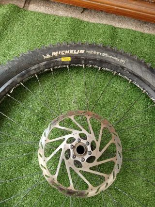 Rueda Bicicleta Descenso Michelin 26 pulgadas