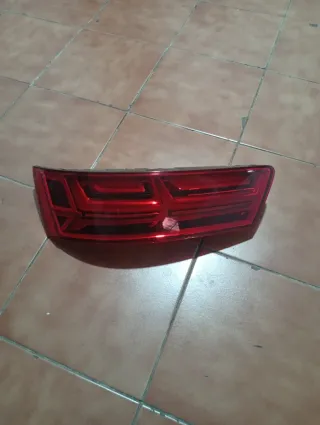 Piloto trasero Audi Q7