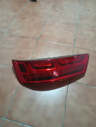 Piloto trasero Audi Q7