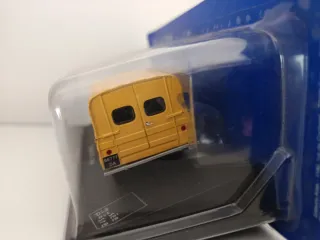 1/43 Panhard F65 1964 La Poste Francia