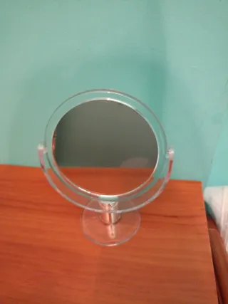 Espejo de tocador redondo