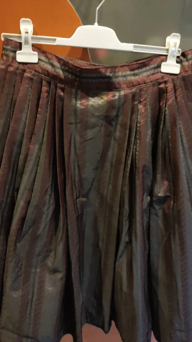 Falda Baturra Negra y Roja Talla Única