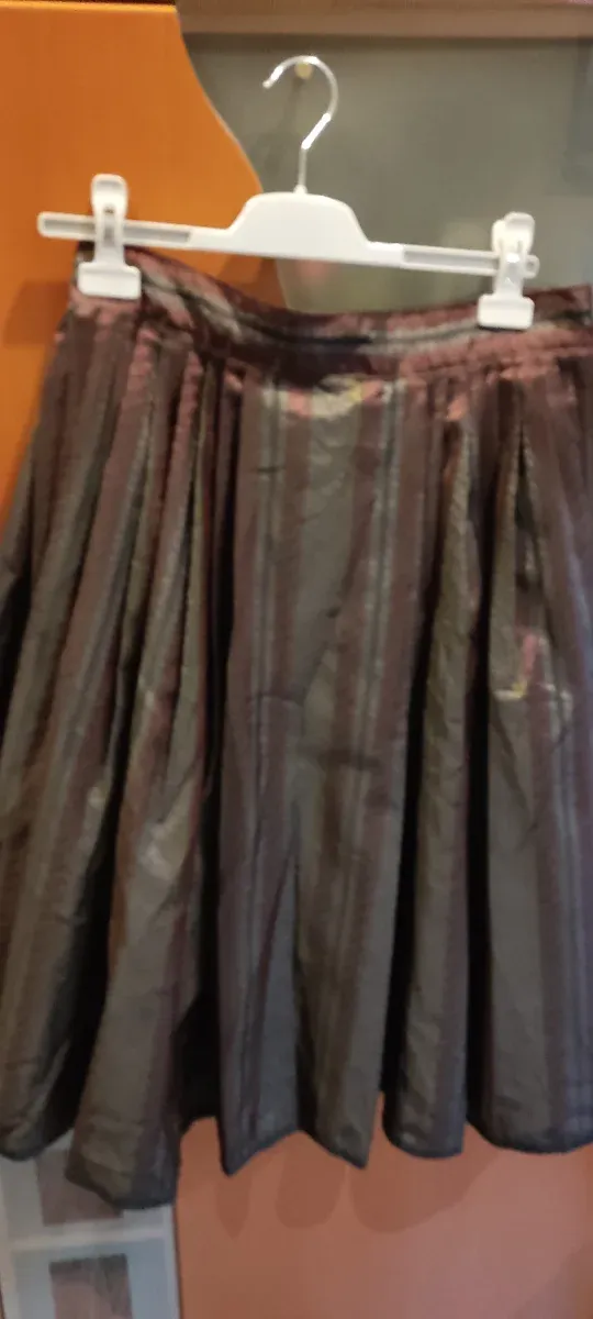 Falda Baturra Negra y Roja Talla Única