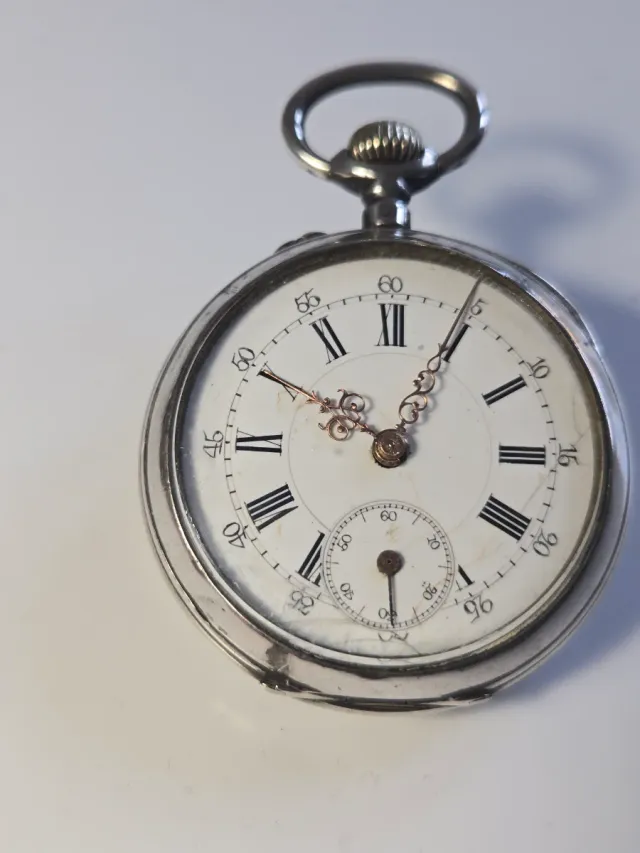 Reloj de bolsillo de plata