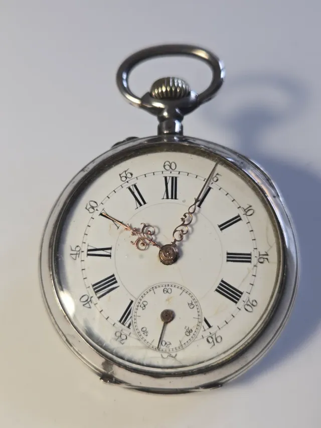 Reloj de bolsillo de plata