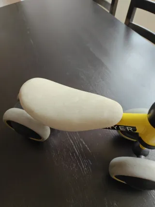 Moto infantil Sawyer amarilla