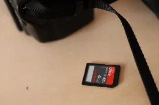 Cámara Sony a390 Reflex Negra Con unos 1500 dispar