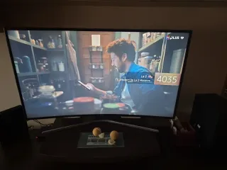 Samsung TV 49 Curva