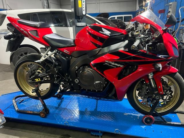 Honda CBR1000RR Fireblade finales 2007