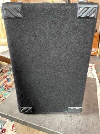 Amplificador Bajo Fender Rumble 15