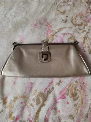 Bolso de fiesta dorado