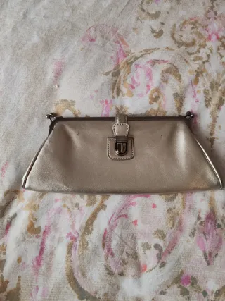 Bolso de fiesta dorado