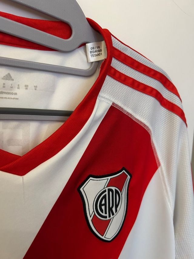 Camiseta River Plate Adidas Talle M