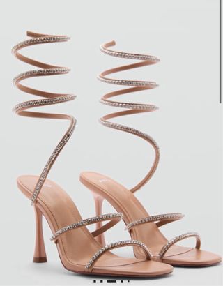 Tacones color carne, y brillantes talla 40