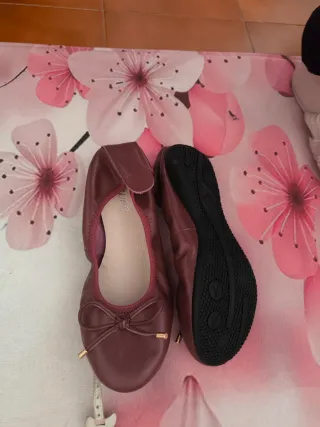 Sabrinas piel granate sin estrenar