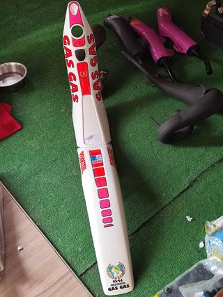 Guardabarros y Carcasa Depósito Gas Gas JT35 1995