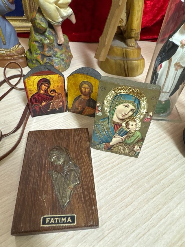 Lote objetos religiosos