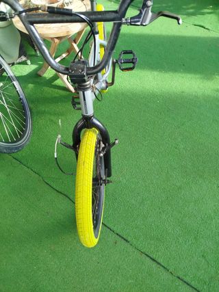 Bicicleta BMX Decathlon
