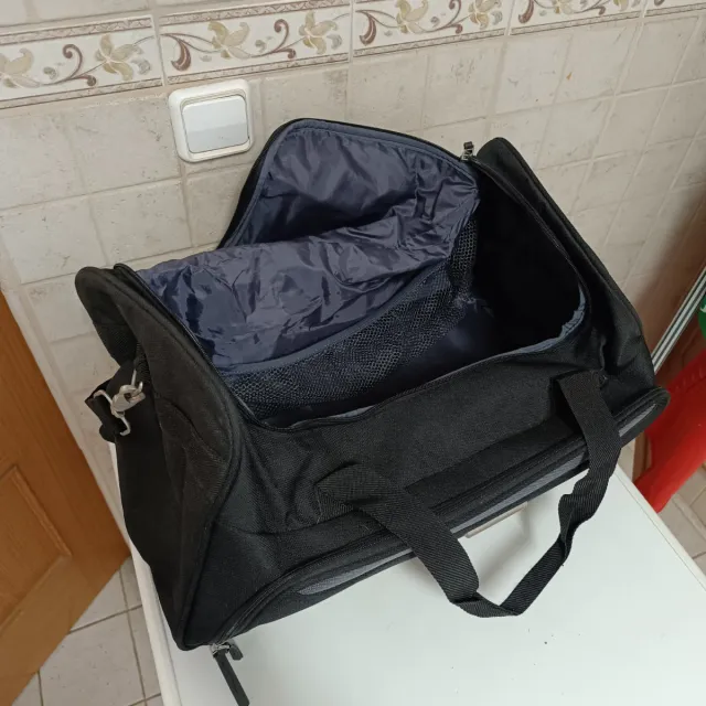 Bolsa de deporte negra