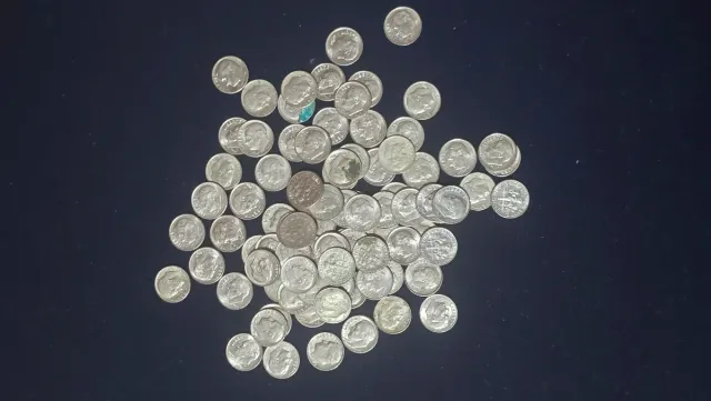 88 Monete da 10 Centesimi degli Stati Uniti