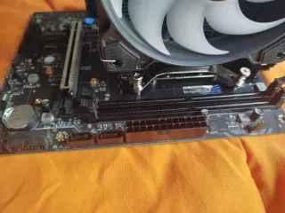 Placa Base + CPU + Disipador+M.2 + WiFi