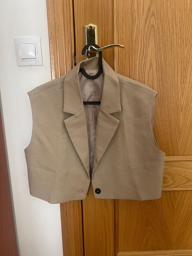 Blazer corto beige