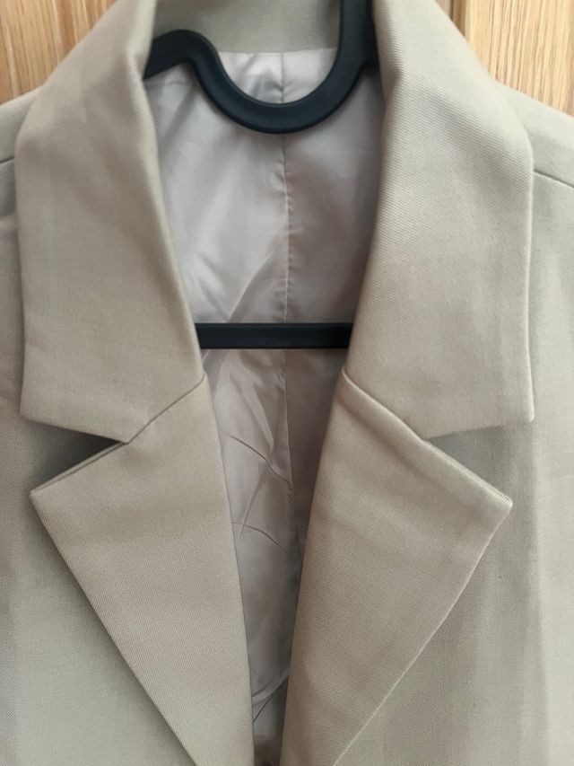 Blazer corto beige