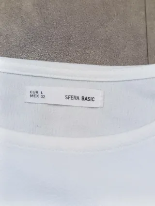 Camiseta Bershka lentejuelas blanca y dorada Talla